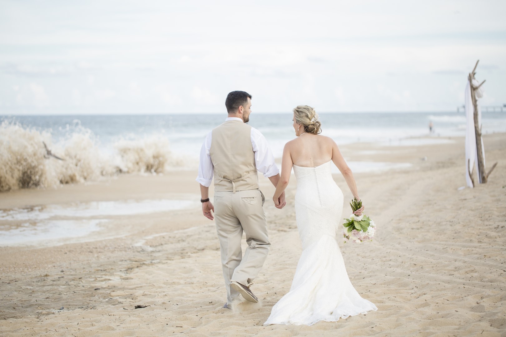 zNags Head Golf Links - Bride and Groom